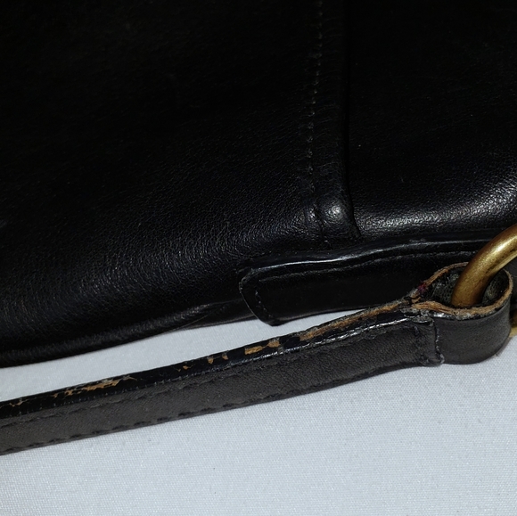 Coach vintage black crossbody purse - Picture 12 of 14